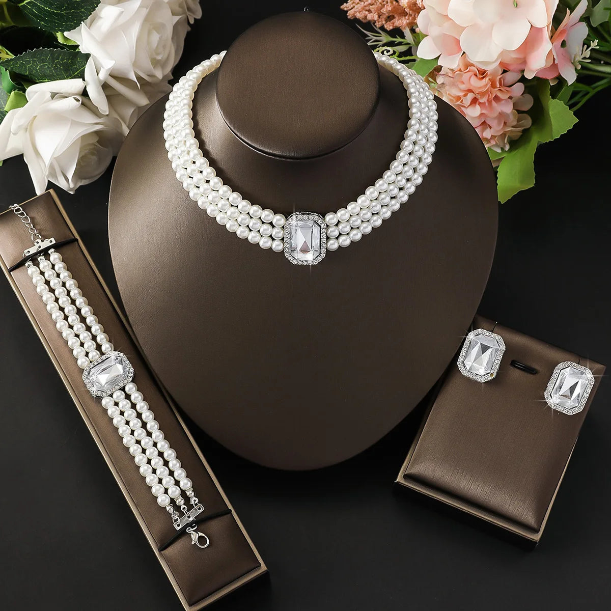 Women's fashion light luxury multi-layer imitation pearl geometric inlaid rhinestone jewelry set, high-end first accessory