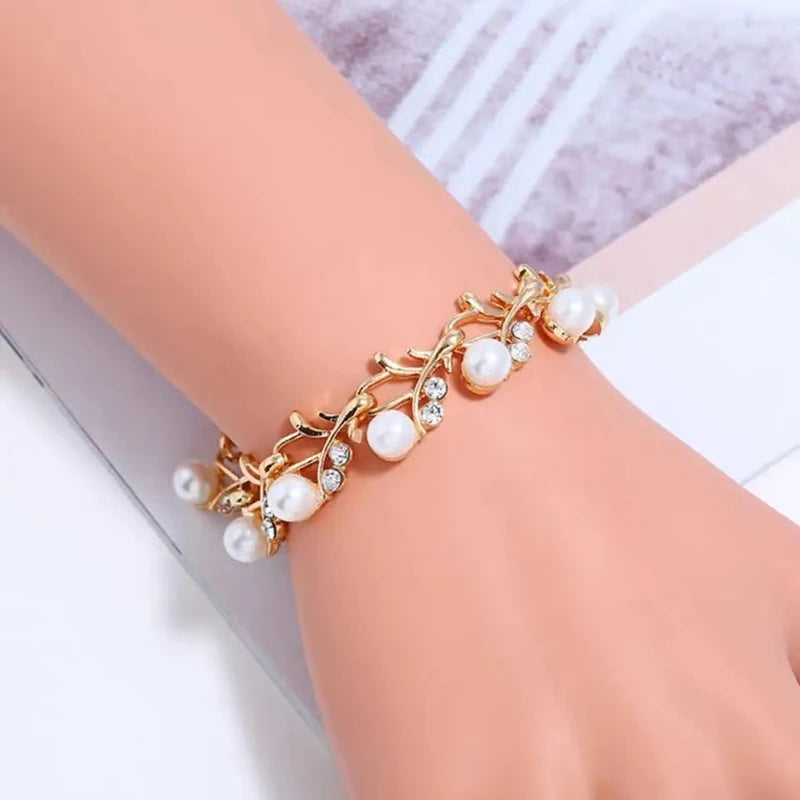 3pcs Sweet Jewelry Set Artificial Pearl Pendant Banquet Party Women's Romantic Pearl Necklace Earrings Bracelet Accessories Set