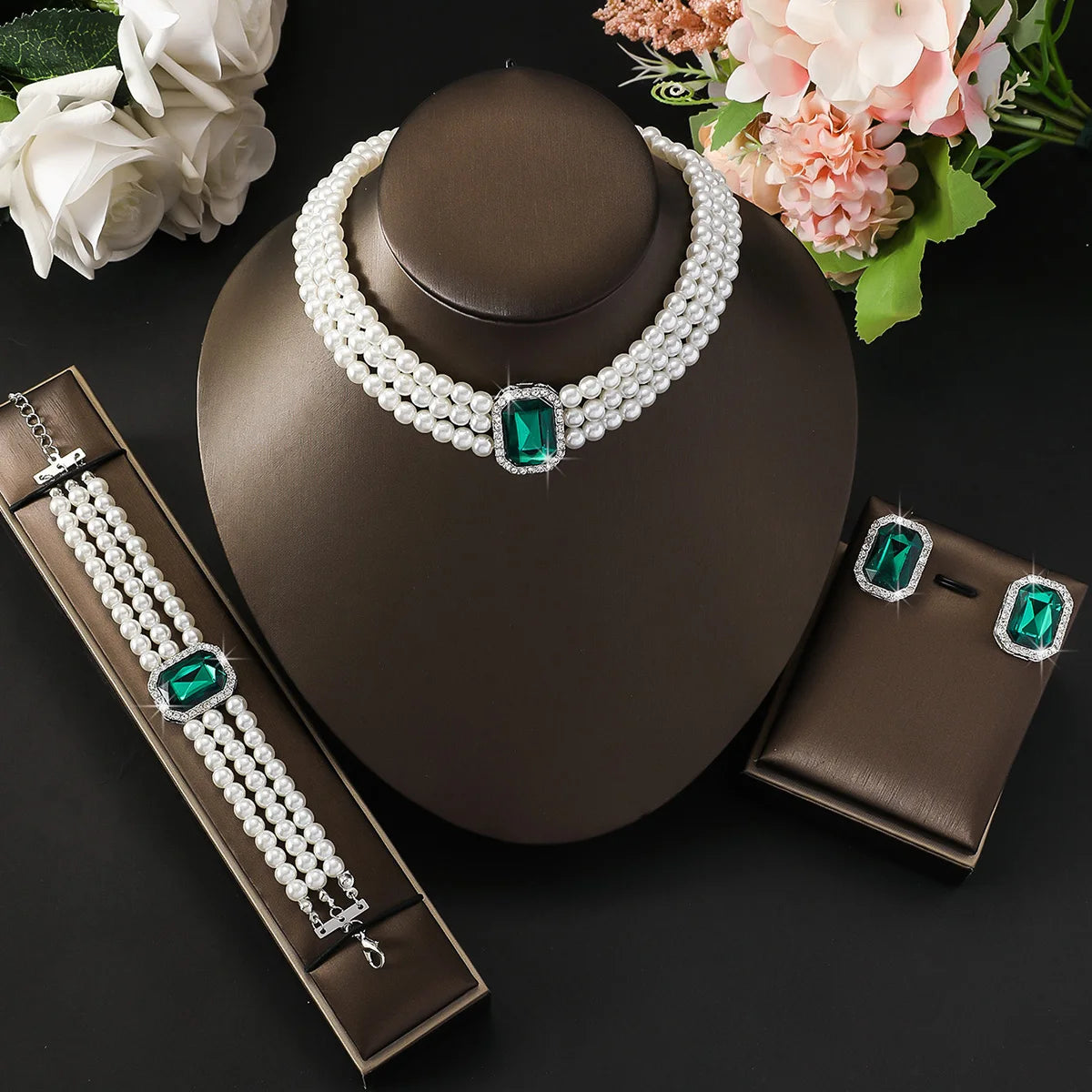 Women's fashion light luxury multi-layer imitation pearl geometric inlaid rhinestone jewelry set, high-end first accessory