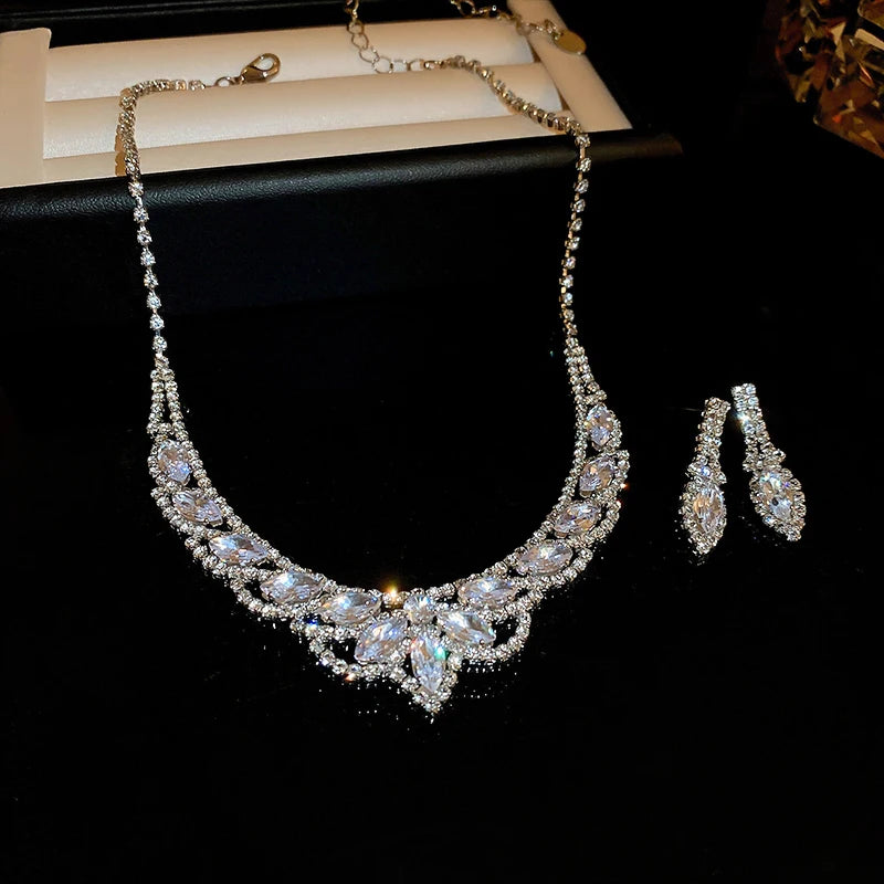 Inlaid Red Rhinestone Necklace Earring Set For Women Light Luxury Water Drop Choker Necklace Bridal Wedding Party Jewelry Sets