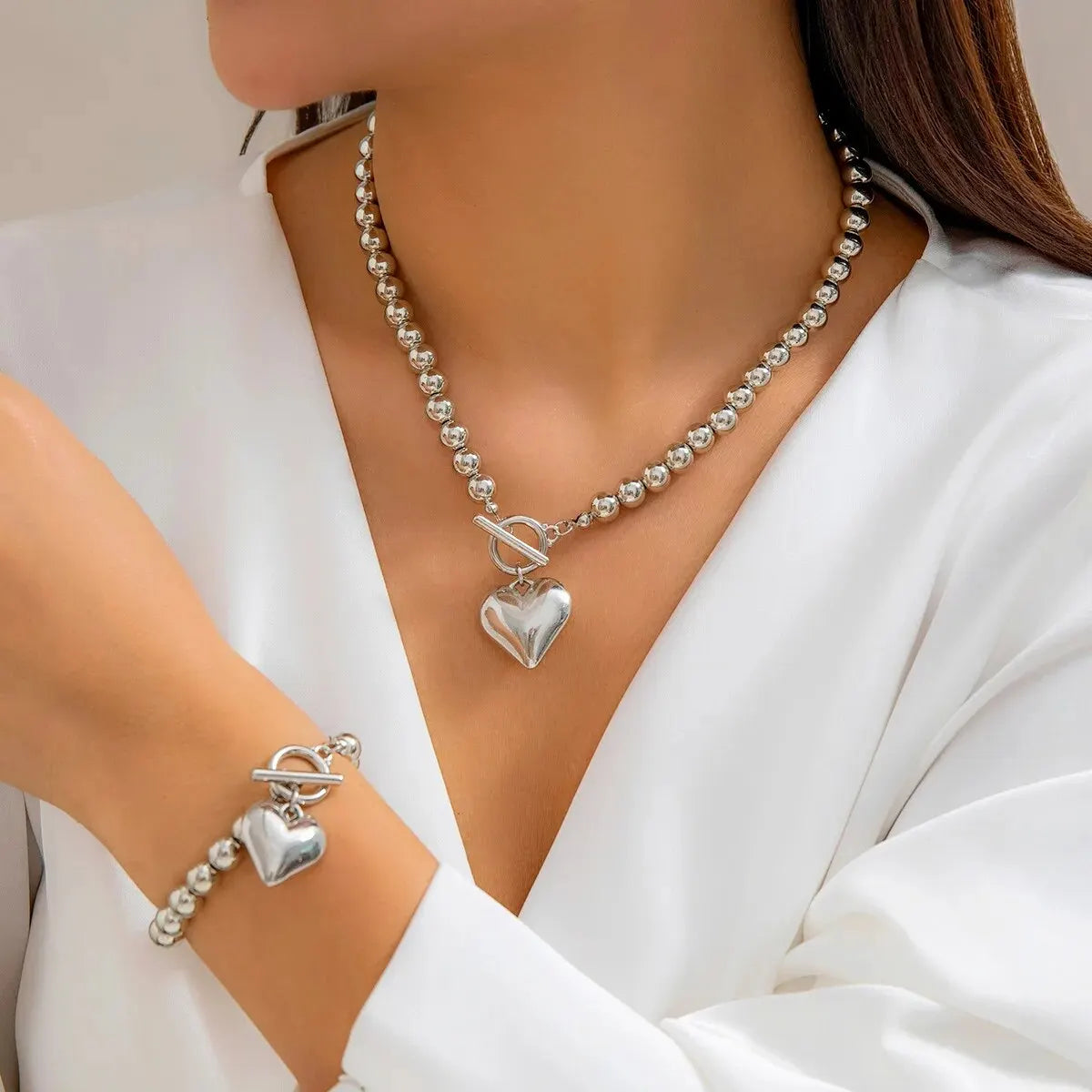 2Pcs Luxury Gold Color Beads Heart Pendant Necklace Bracelet for Women Punk Vintage OT Buckle Choker Wedding Party Jewelry Set