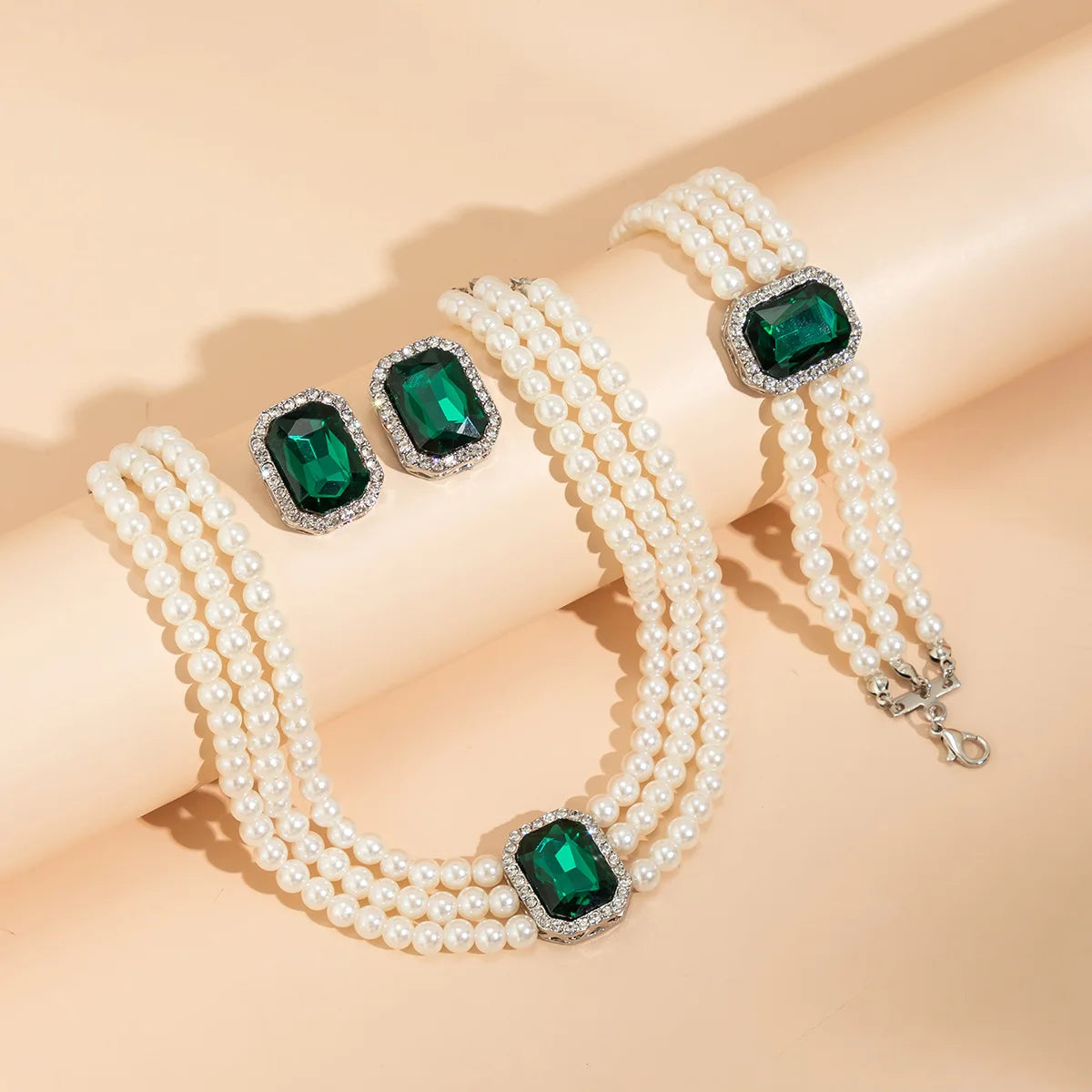 Women's fashion light luxury multi-layer imitation pearl geometric inlaid rhinestone jewelry set, high-end first accessory