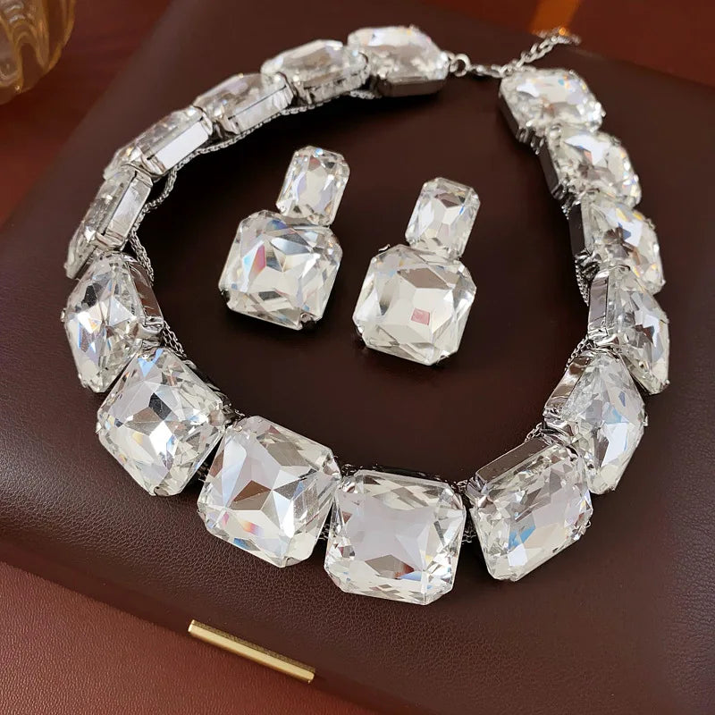 Inlaid Red Rhinestone Necklace Earring Set For Women Light Luxury Water Drop Choker Necklace Bridal Wedding Party Jewelry Sets