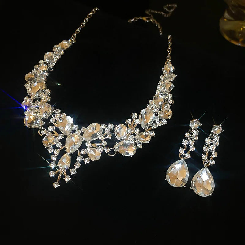 Inlaid Red Rhinestone Necklace Earring Set For Women Light Luxury Water Drop Choker Necklace Bridal Wedding Party Jewelry Sets