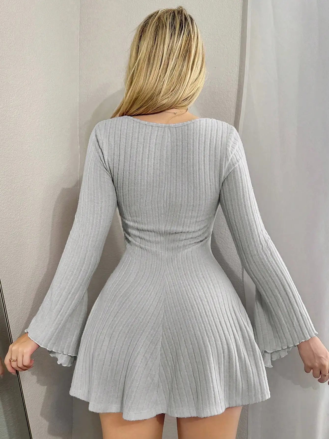 European and American autumn and winter solid color casual dress